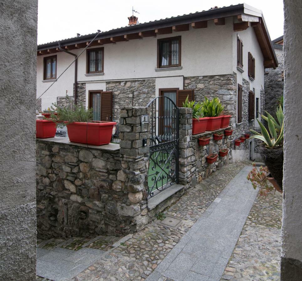 Il Sogno Di Claudia Apartment Gera Lario Exterior photo